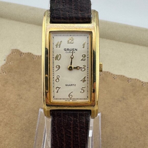 1990's reissue of the1930's Gruen Curvex Watch - Picture 5 of 9